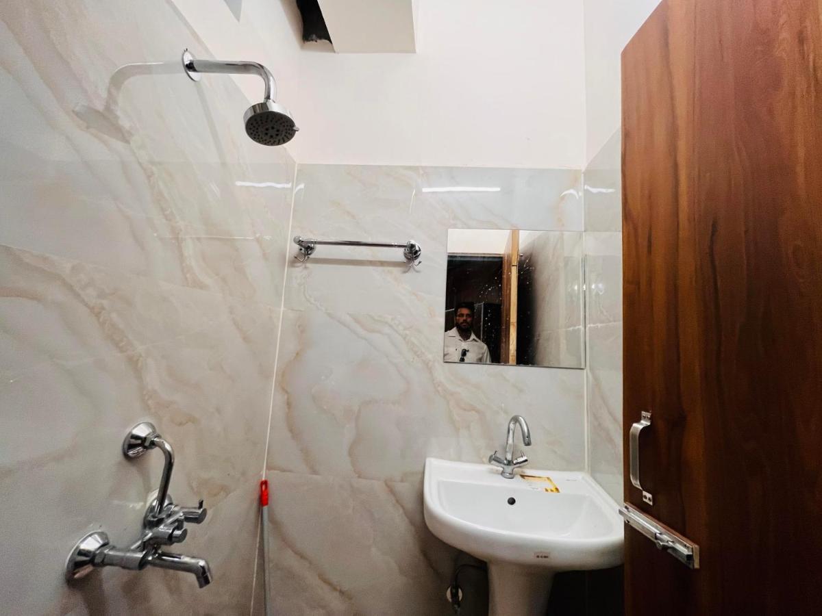 Hostel Nomads House