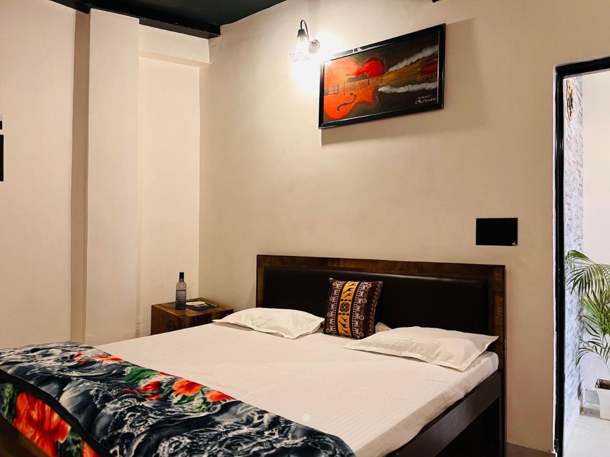 Nomads House Hostel