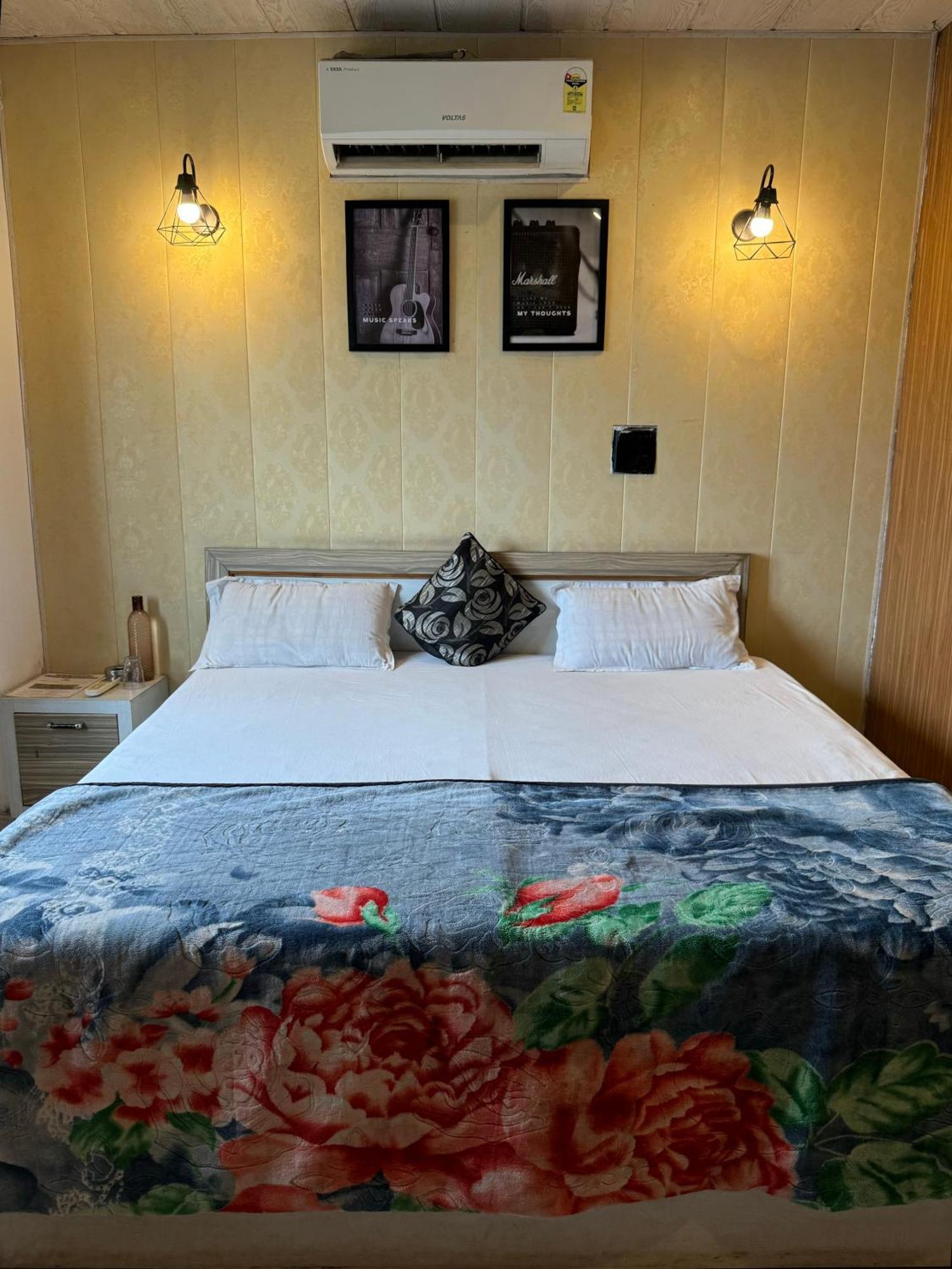 Nomads House Hostel Dehradun